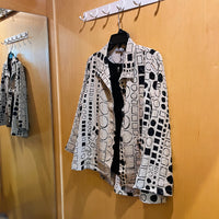 Pleat Back Geo Print Shirt Jacket - Travel Material (XS + XXL Left)