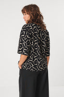 Lariz Tee - Black Print