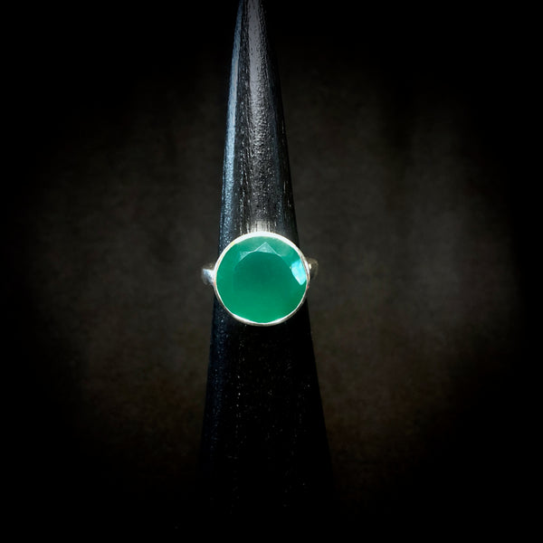 Round Green Onyx Ring